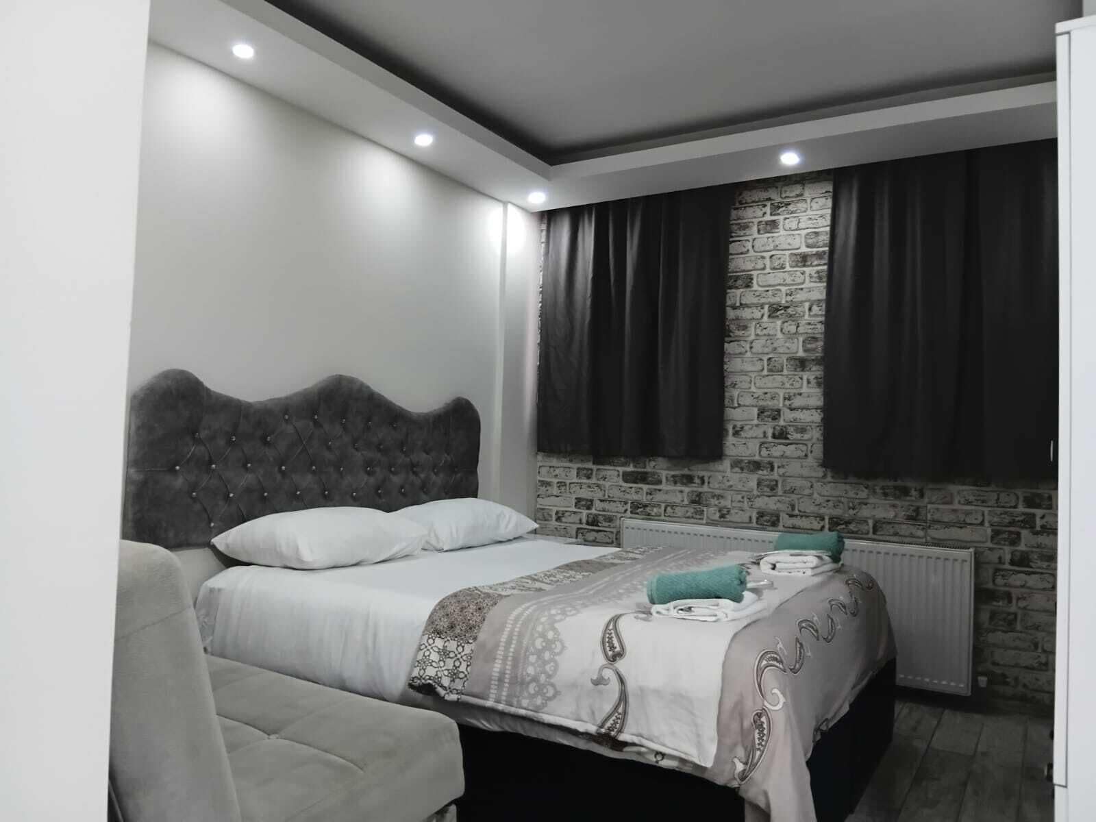 Standart Apartment - Basement Floor | Sengetøy i egyptisk bomull, sengetøy av topp kvalitet og dundyner