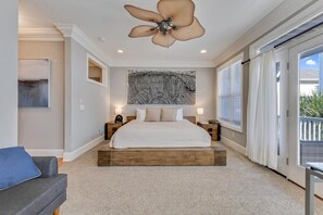 4 habitaciones, tabla de planchar con plancha, wifi y ropa de cama 
