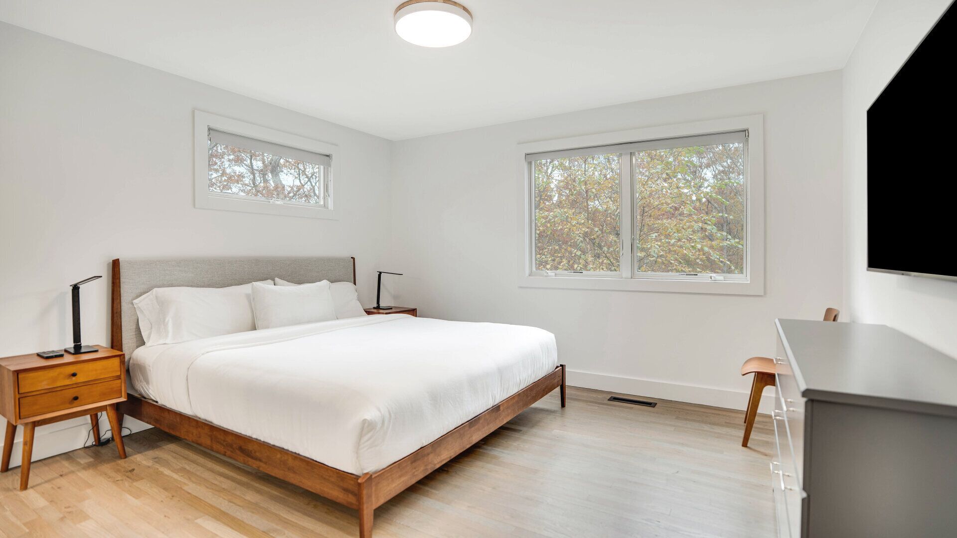 Chic East Hampton Retreat With Private Pool, Private Yard, And Resort-style... - Springs, NY