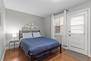 2 bedrooms, internet, bed sheets - Rhodas Place (St Johns)