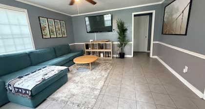 Tranquil 2-bedroom house with AC in charming Blytheville