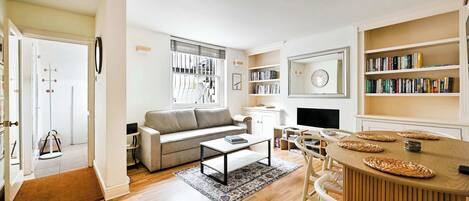 電視、書籍、 辦公室