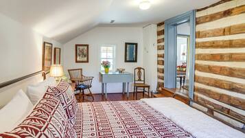 2 bedrooms, internet, bed sheets