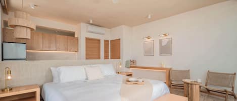 Desk, iron/ironing board, WiFi, bed sheets