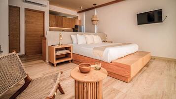 1 bedroom, desk, iron/ironing board, WiFi