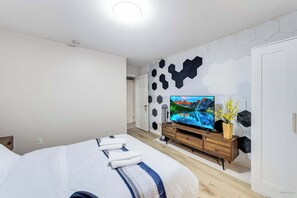 1 bedroom, free WiFi, bed sheets - Bright Maple Suite (Richmond)