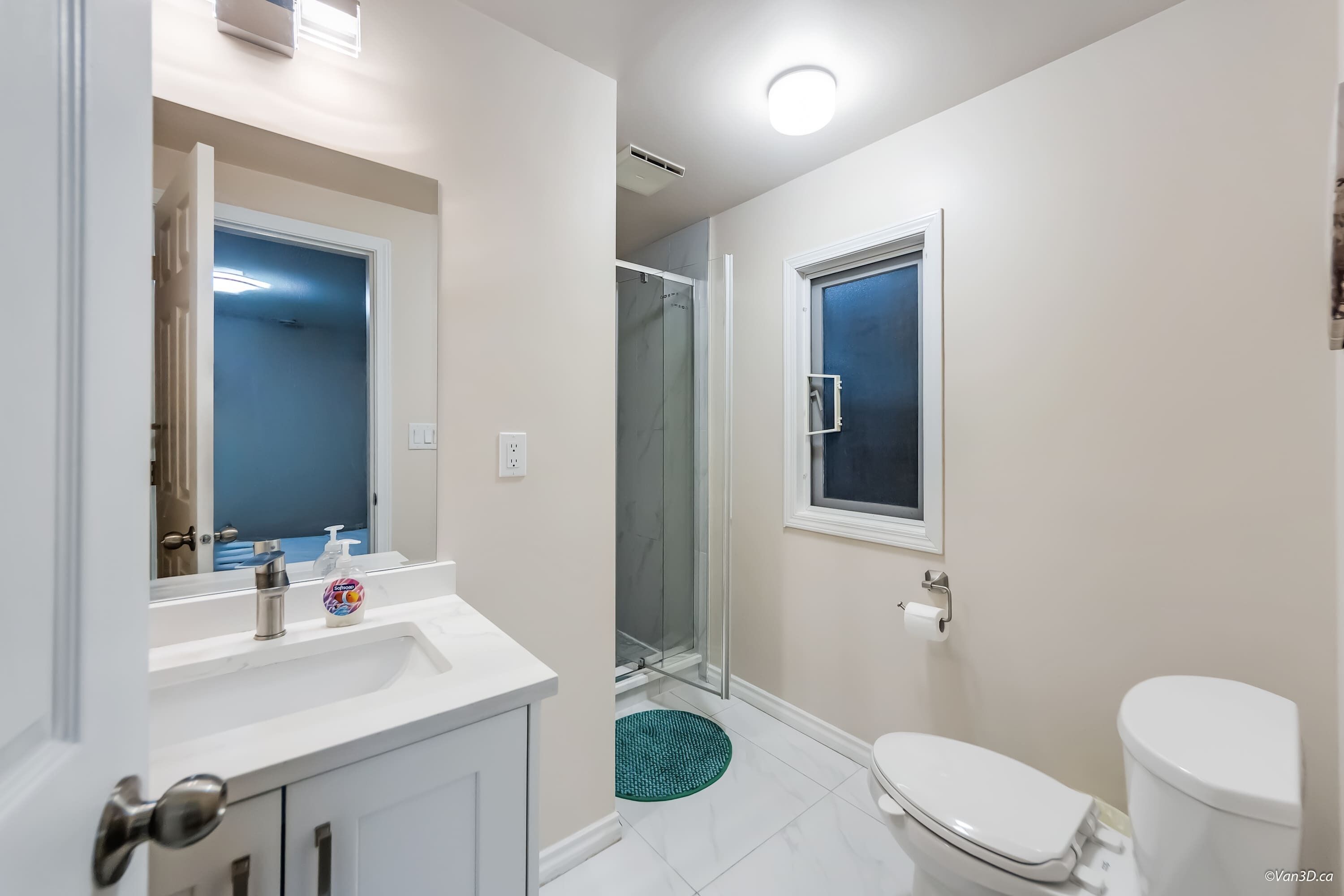 Shower, hair dryer, shampoo