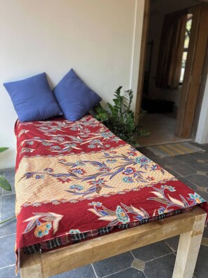 Interior - Seaside hideaway next to forest in Morjim (Morjim)