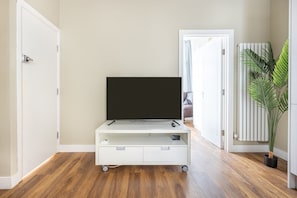 Interior - Modern 2BD Flat in The Heart Of Camden (London)