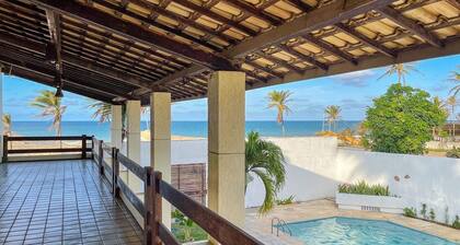 Seafront beach house on Cumbuco beach