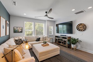 Smart TV, fireplace, computer monitors