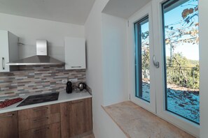 Refrigerador, horno, parrilla de estufa y lavavajillas