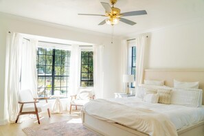 خدمة الإنترنت وملاءات أسرّة