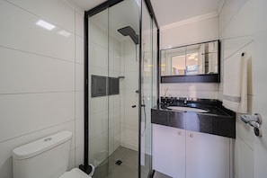 Apartment | Bathroom