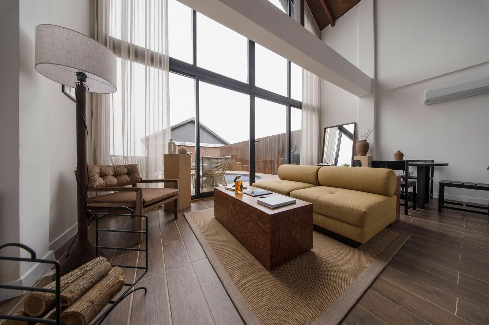 Superior Villa, Lake View | Living area | 55-inch Smart TV with digital channels