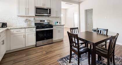 Perfect 4-bedroom home near PHX Airport