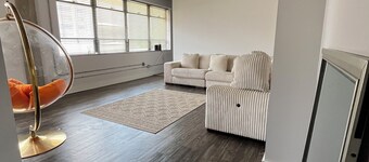 Visiting/Staying Locally Downtown St.Louis & Want A Private Comfy Luxury Stay??