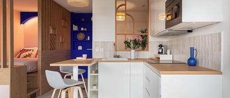 Micro-ondes, plaque de cuisson