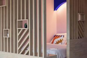 1 habitación, tabla de planchar con plancha, internet y ropa de cama