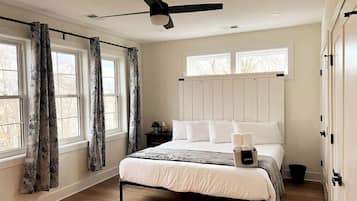 5 Schlafzimmer, Bügeleisen/Bügelbrett, WLAN, Bettwäsche