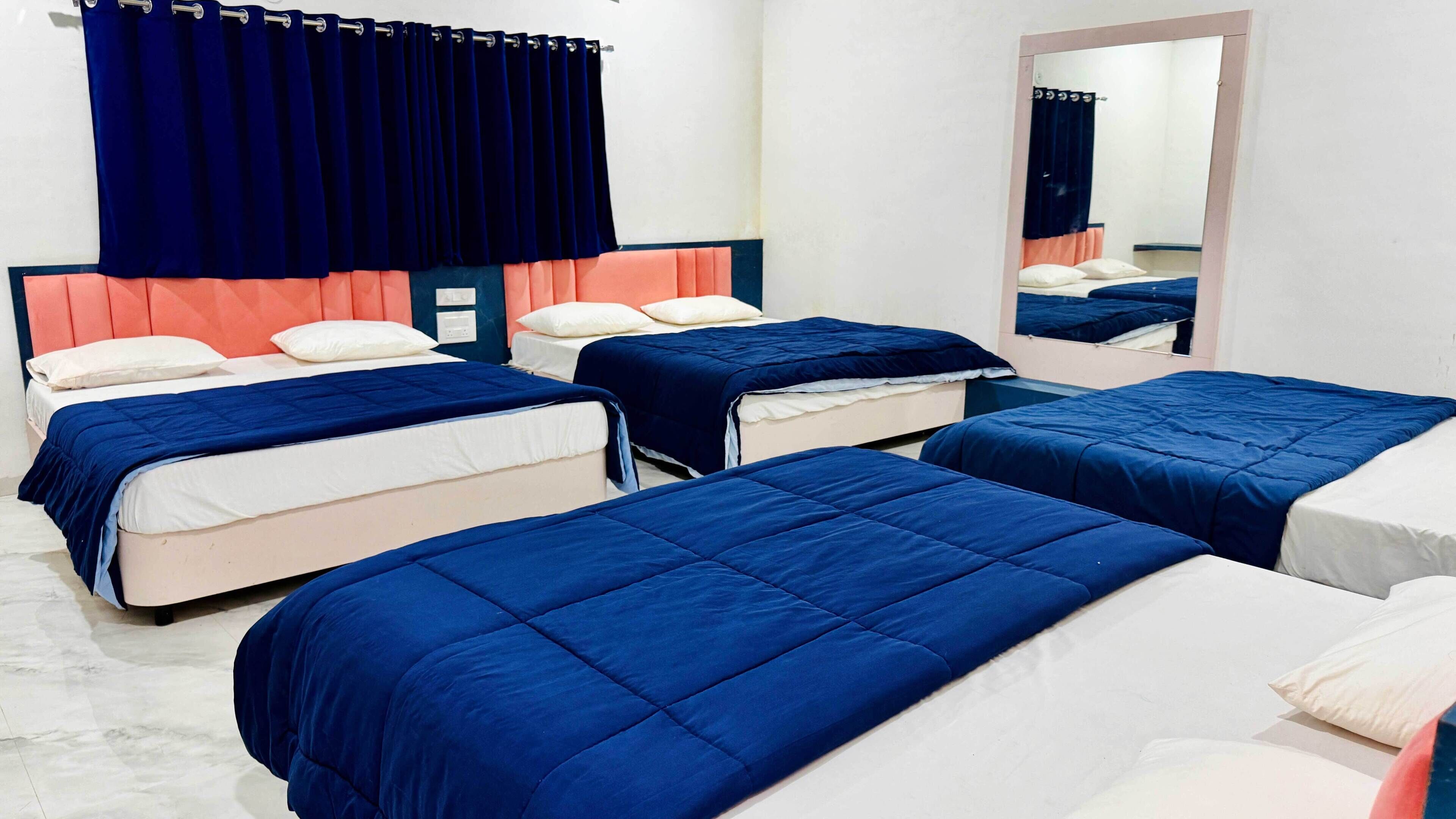 Superior Room | Desk, laptop workspace, free WiFi