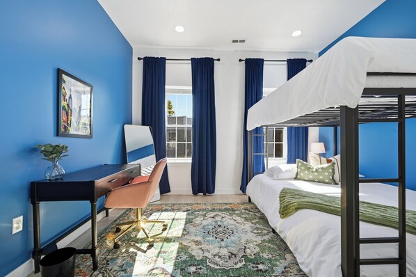 2 多间卧室、WiFi、床单