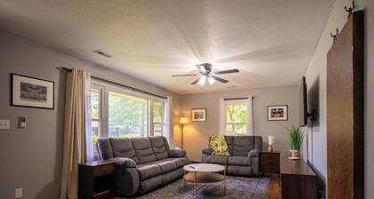 Gorgeous home with fenced in yard and garage in friendly Tonganoxie