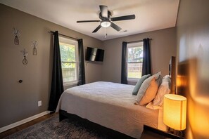 3 bedrooms, WiFi, bed sheets