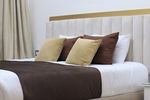 3 Schlafzimmer, Bügeleisen/Bügelbrett, WLAN, Bettwäsche