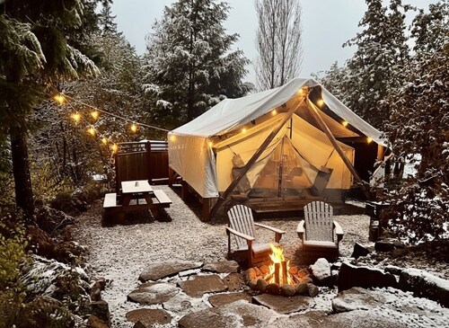 Umpqua National Forest Glamping Tent Prospector - Near Crater Lake & Umpqua Hot Springs