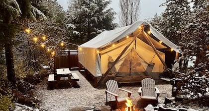 Umpqua National Forest Glamping Tent Prospector - Near Crater Lake & Umpqua Hot Springs