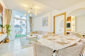 Living room - PVH - Canal Frontage 1BR - Millennium (Dubai)