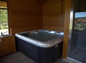 Bain à remous intérieur
