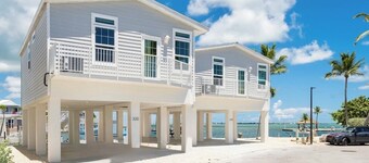 Open water views! Golf cart included!  Beautiful 2 bedroom house in Venture Out 