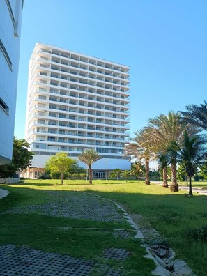 Exterior - VACATION SUITES /CARTAGENA BEACH RESORT (cartagena)