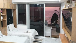 1 bedroom, iron/ironing board, WiFi, bed sheets - VACATION SUITES /CARTAGENA BEACH RESORT (cartagena)