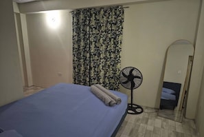 3 quartos, ferros/tábuas de passar roupa, Wi-Fi