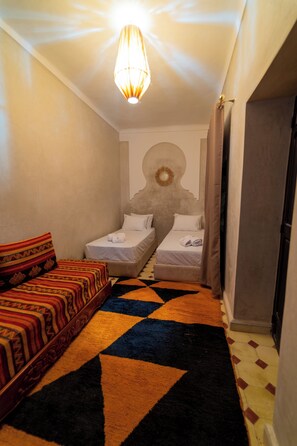 Phòng 3 tiện nghi đơn giản | Truy cập Internet không dây miễn phí 