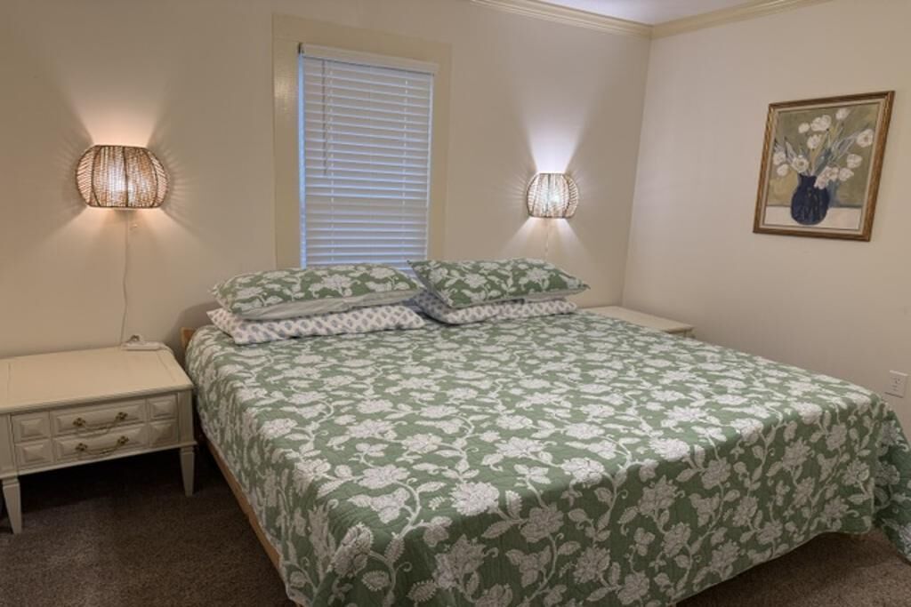 3 dormitoris, planxa i posts de planxar, wifi gratuïta i roba de llit 