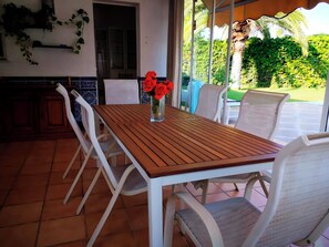 Front of property - Chalet de Lujo con Piscina Privada  (Valencina de la Concepcion)