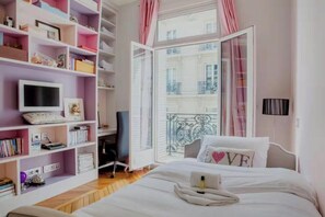 3 Schlafzimmer, Schreibtisch, Bügeleisen/Bügelbrett, kostenloses WLAN
