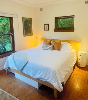 4 chambres, fer et planche à repasser, Wi-Fi, draps fournis