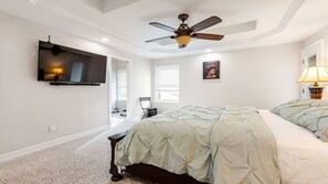 6 habitaciones, escritorio y tabla de planchar con plancha 