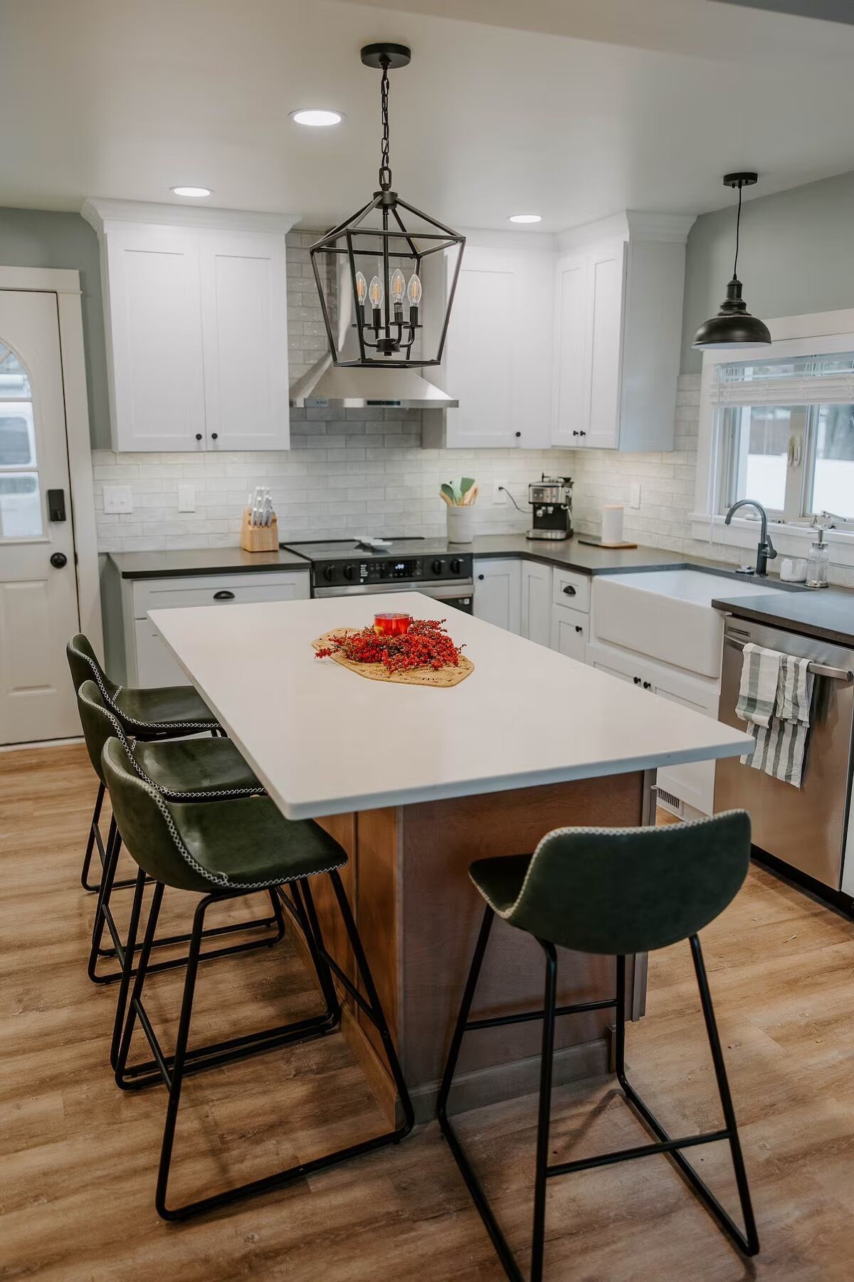 Micro-ondas, fogão, cooktop, lava-louças