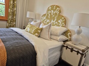 3 chambres, fer et planche à repasser, Wi-Fi, draps fournis