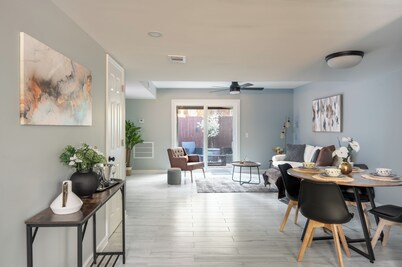 Beacon Brick Bungalow - Patio/WiFi/Family & Groups