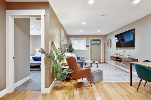 Walkable Olde Town Issy Hike/Mt.Bike_5 min to I 90 Seattle/Bellevue_Snoq Casino