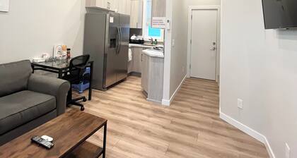 Private Bedroom 3 - Transit Room Near Airport.