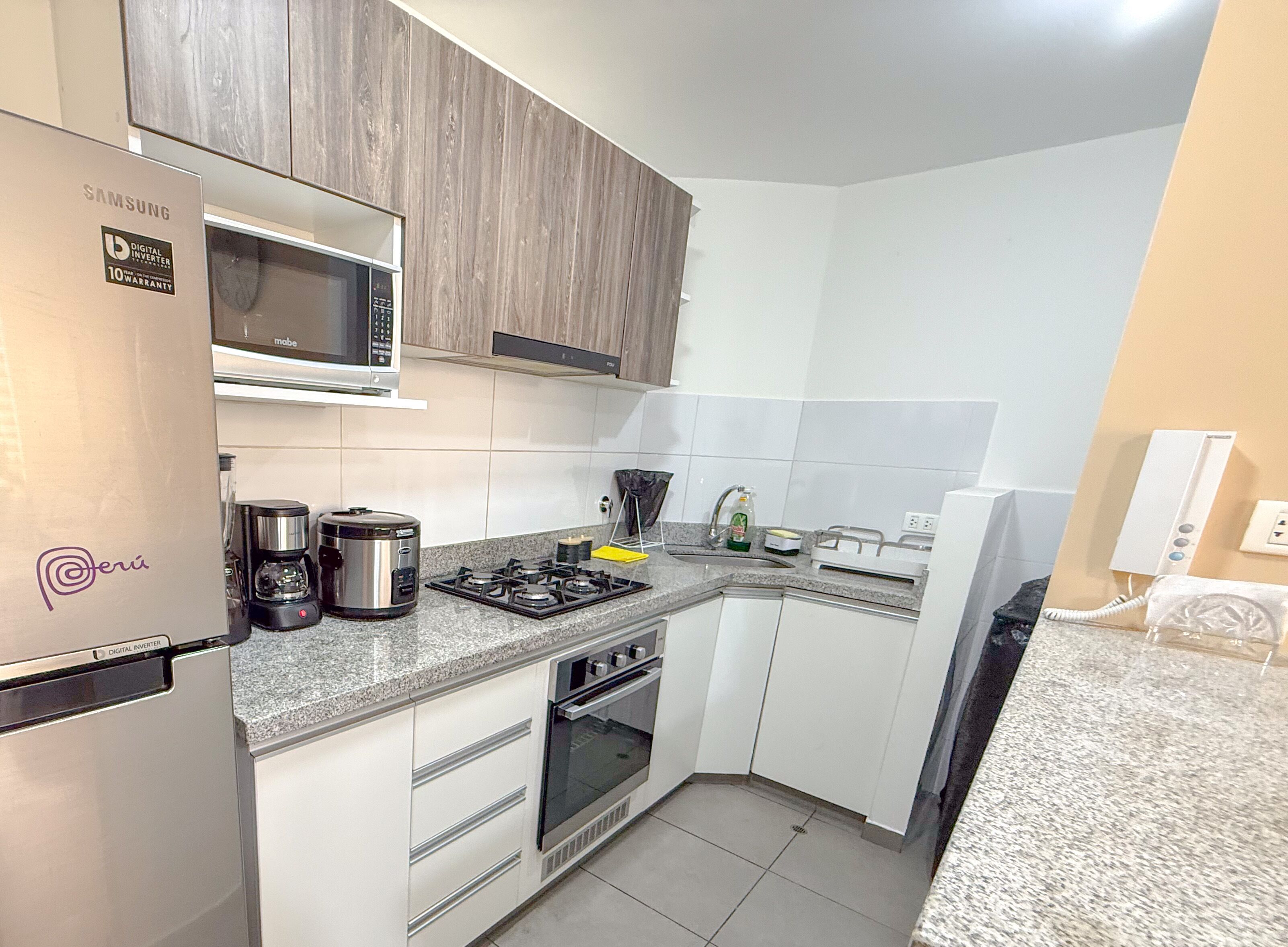 Comfort Apartment, Balcony, City View | Private kitchen