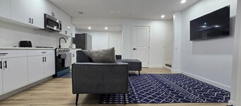 A SECONDARY SUITE IS AVAILABLE FOR RENT IN CHESTERMERE LAKE